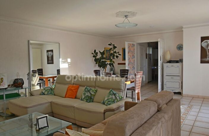 Maison familiale de plain-pied avec grande piscine intérieure, aux portes de la Gacilly — photo 5