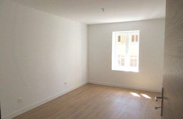 Coup de coeur : appartement à vendre 4 pièces SAINT AVOLD (57) — photo 5