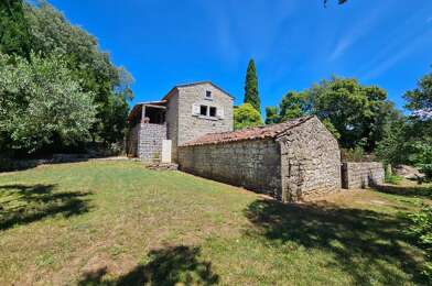 Maison 8 pièces 349000 €