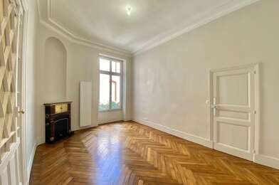 Appartement 5 pièces 2346 €