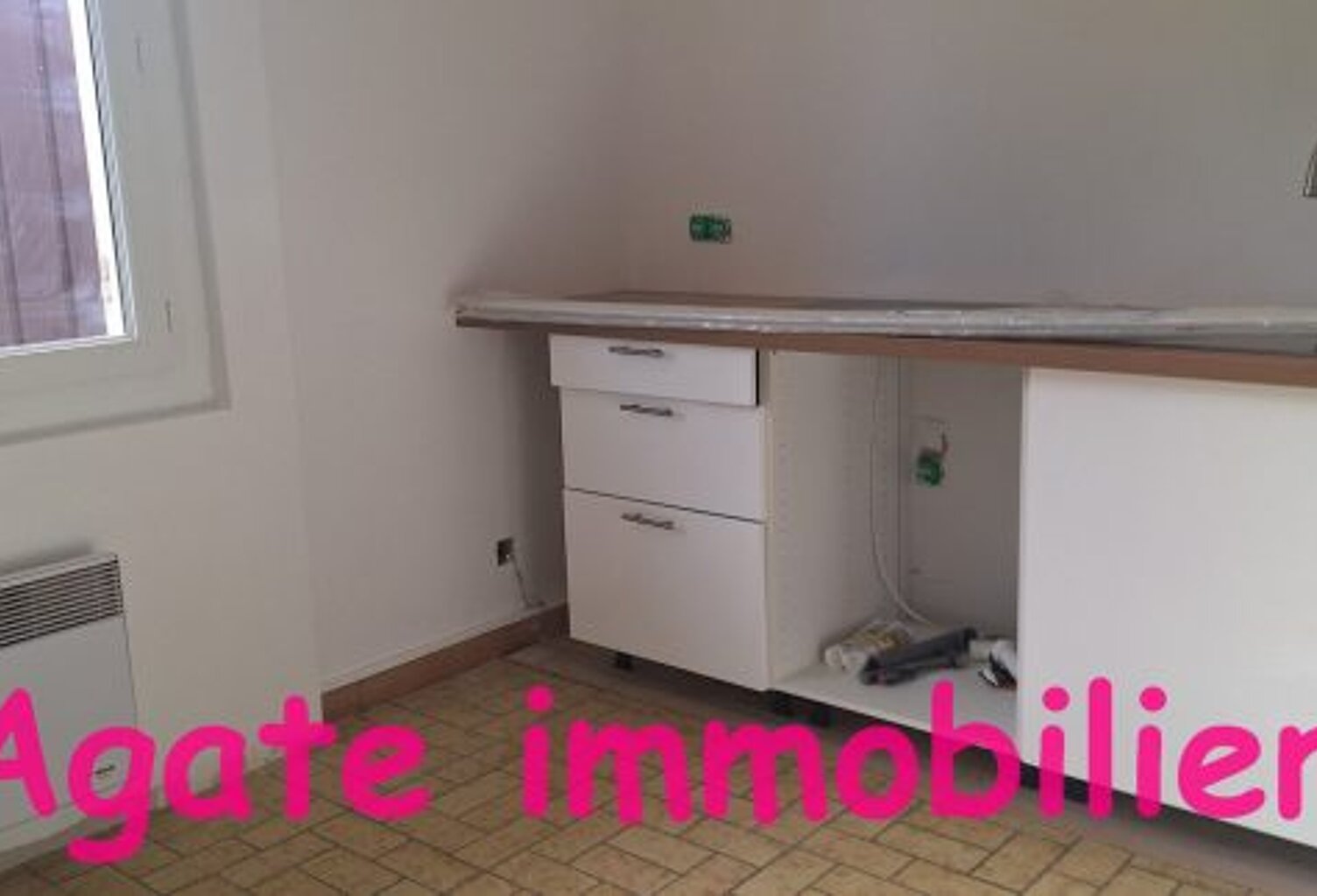 APPARTEMENT T2 A LOUER 33840 CAPTIEUX — photo 1