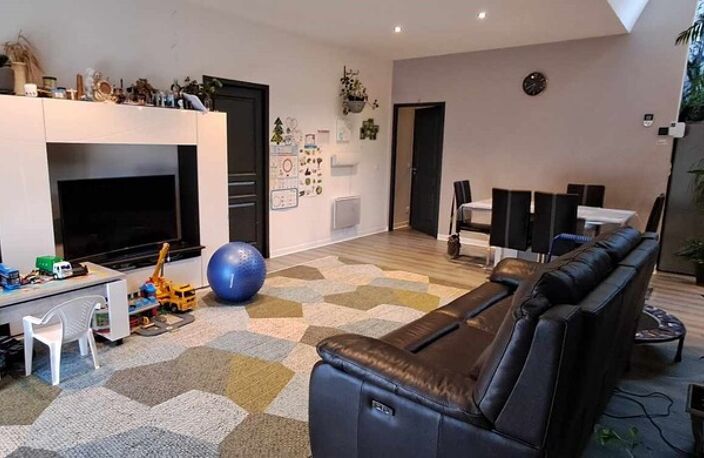 Maison avec garage — photo 3