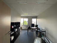 Local/bureau à vendre ROUBAIX (59) Eurotéléport, Mac-Arthur GLEN:,16 à 24 bureaux totalisant 637m2+6 parkings, Possibilté 13 — photo 2