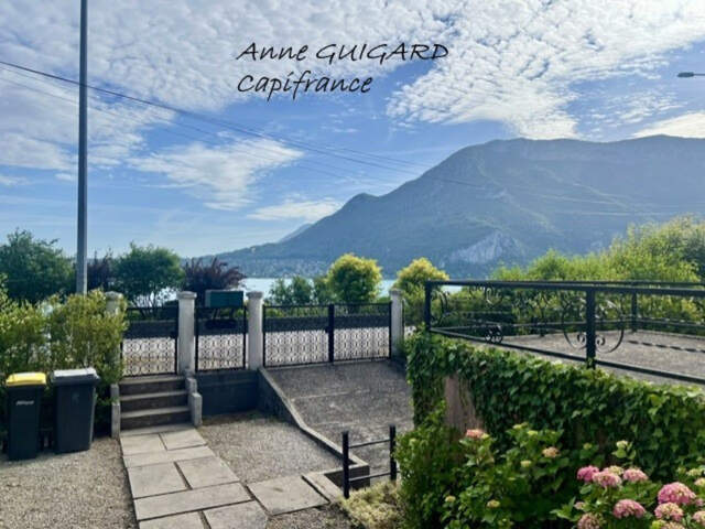 ANNECY (74) - MAISON DES ANNEES 30 FACE AU LAC D'ANNECY — photo du bien