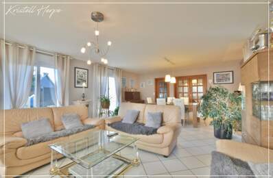 Dpt Finistère (29), à vendre CARHAIX PLOUGUER maison P9 de 232 m² - Terrain de 2133 m² — photo du bien