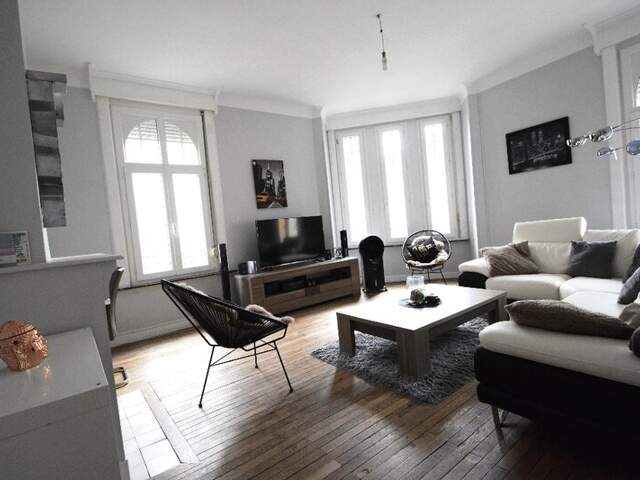 Dpt Nord (59), à louer CAMBRAI appartement T3 de 100 m² 670 € Charges 30 € — photo du bien