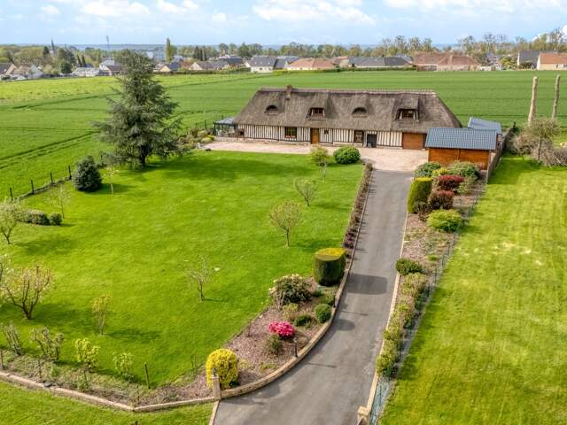 Chaumière de caractère – 200 m² – Environnement privilégié à proximité de Saint-Romain-de-Colbosc — photo du bien