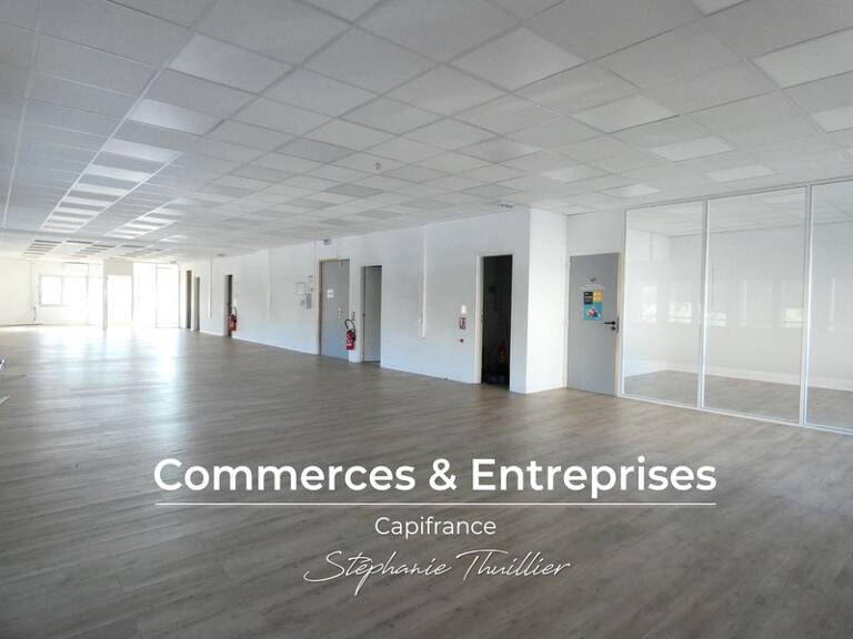 Bureaux 205 m² à louer avec stationnements privatifs au CTMA à VRITROLLES (13) — photo 1