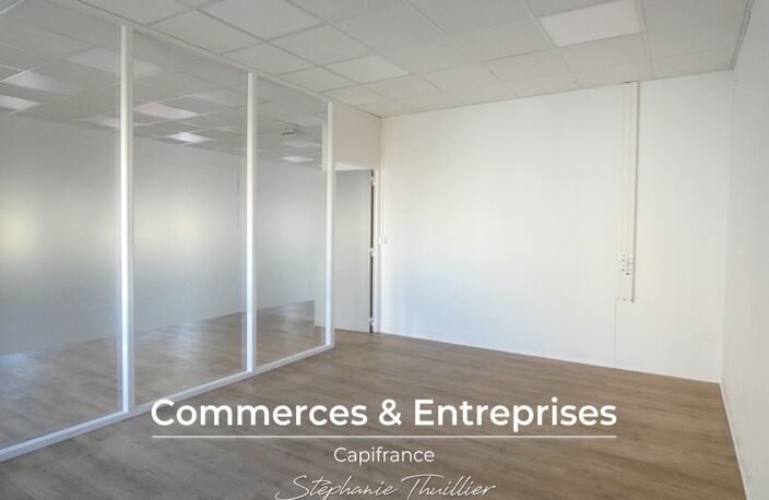 Bureaux 205 m² à louer avec stationnements privatifs au CTMA à VRITROLLES (13) — photo 3
