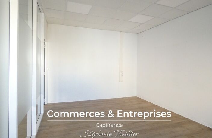 Bureaux 205 m² à louer avec stationnements privatifs au CTMA à VRITROLLES (13) — photo 4