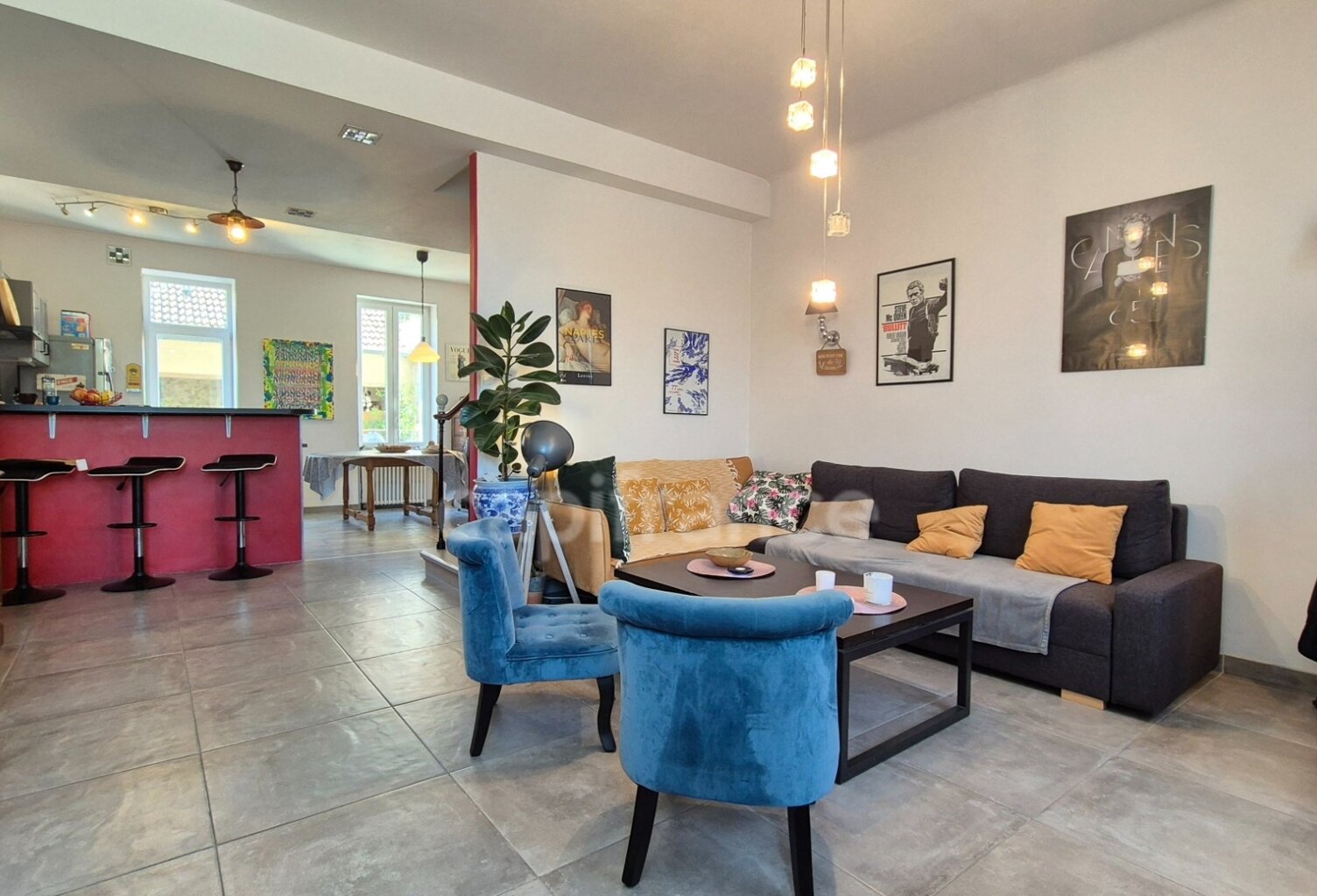 A vendre ETAMPES (91), Proche centre-ville, Charmante Meulière de 5 pièces sur sous-sol avec cour et garage — photo 1