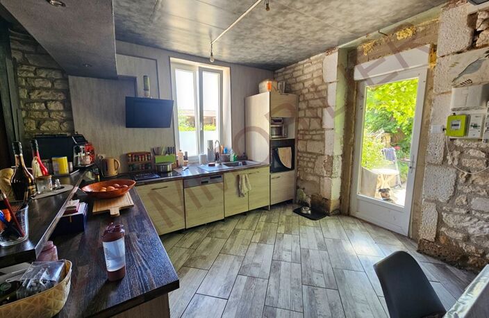 MAISON EN PIERRES VILLAGE COMMERCES 89 YONNE — photo 3