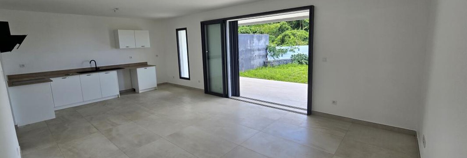Maison 4 Pièces 94 m² à louer à Saint-André (97440)