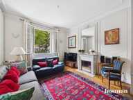 Appartement 3 pièces, 82 m² - Charme de l'ancien donnant sur le Square de Clignancourt -Jules Joffrin Paris 18ème — photo 2