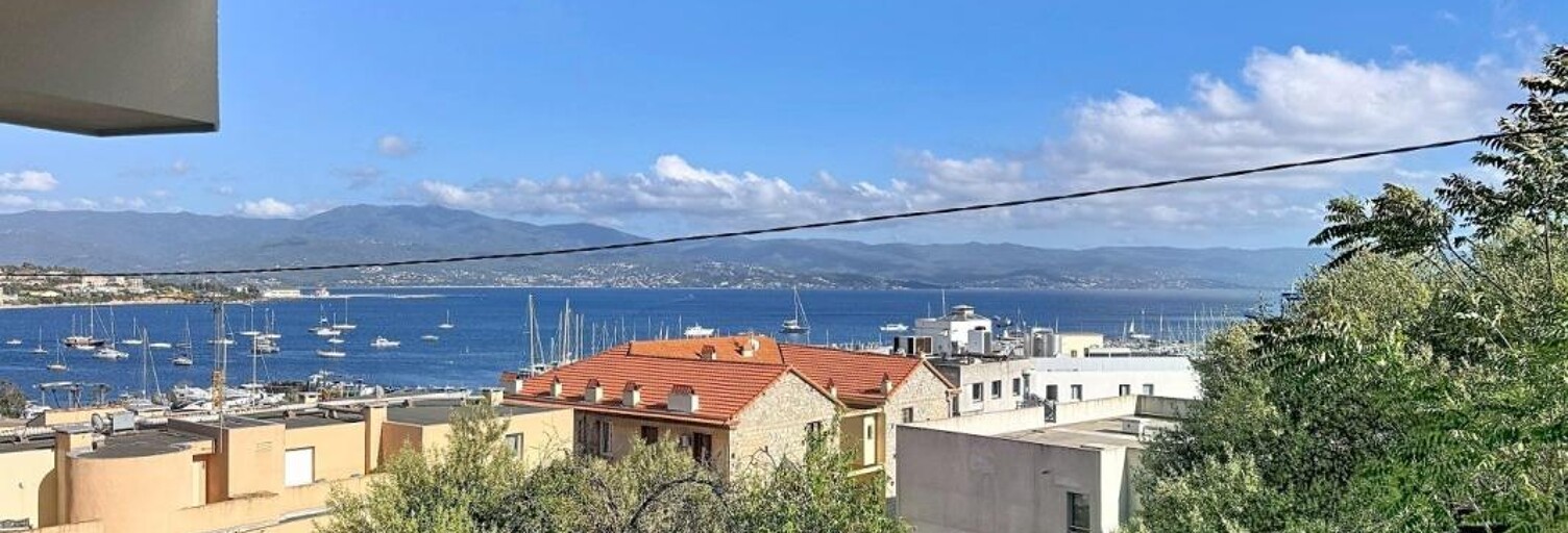 Local industriel  79 m² à louer à Ajaccio (20000)