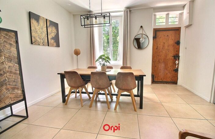 Ensemble immobilier au cœur du village de La Valentine – Plus de 4 300 m² de terrain — photo 3
