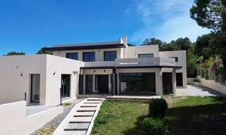 Maison 8 Pièces 314 m² à louer à Saint-Gély-du-Fesc (34980)