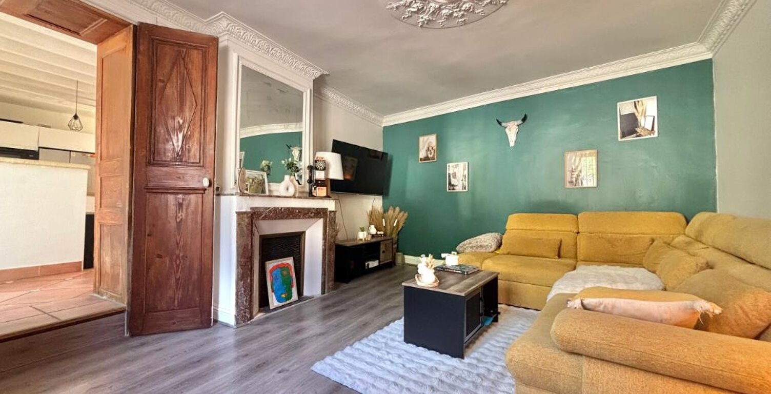 Maison de caractère avec extérieurs — photo 1