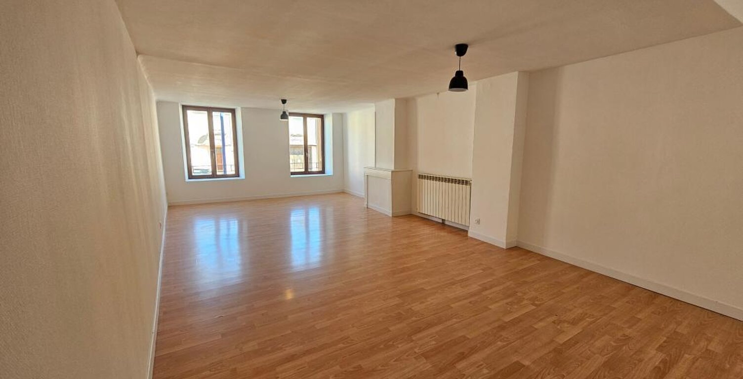 Château-Salins – Spacieux duplex 105 m² avec cuisine neuve - jardin — photo 1