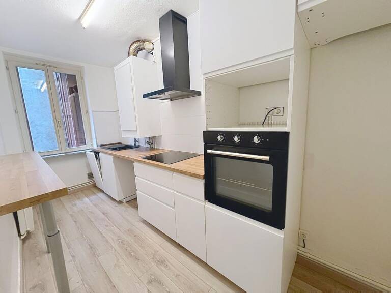 Appartement À Louer — photo 1