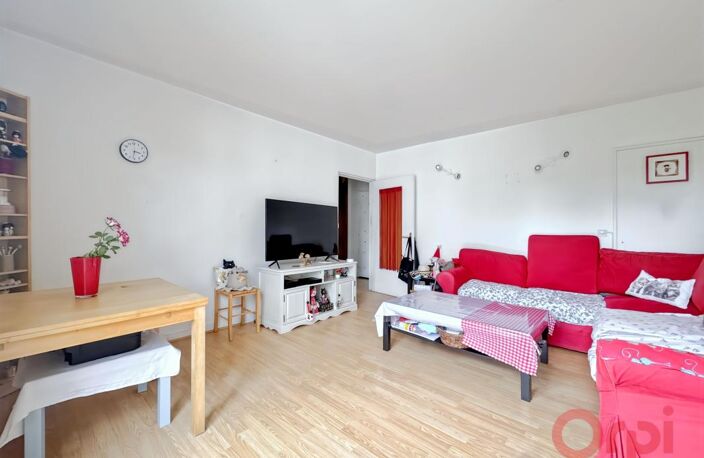 Appartement 4 pièces de 69,57 m² à TAVERNY — photo 2