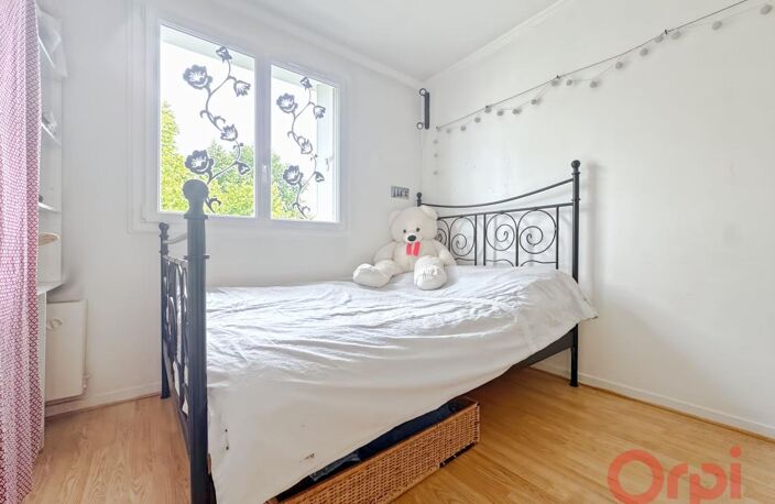 Appartement 4 pièces de 69 m² avec 3 chambres, cave et parking - 7 min de la gare — photo 5