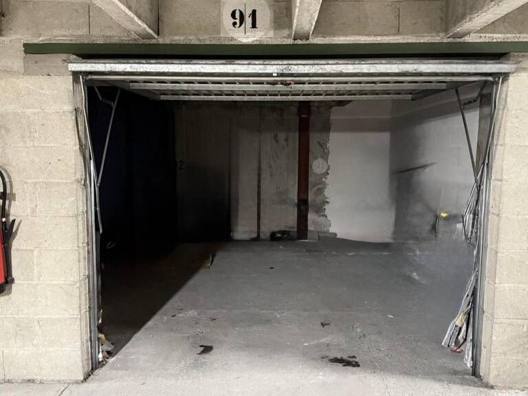 Parking À Vendre Saint REMI — photo 1