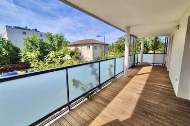 Appartement 3 pièces 274125 €