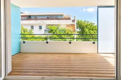 Appartement 3 pièces 240000 €