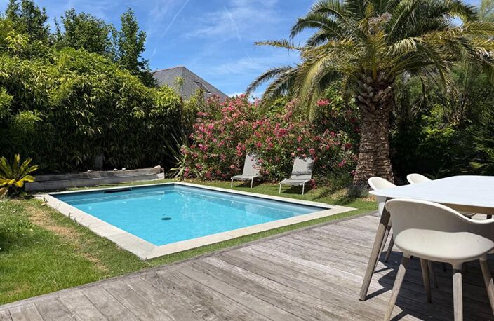 Maison familiale à vendre 5 chambres, piscine chauffée et garage — photo 2