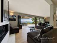 BADEN · Propriété d'exception avec vue panoramique · Piscine miroir et jacuzzi — photo 2