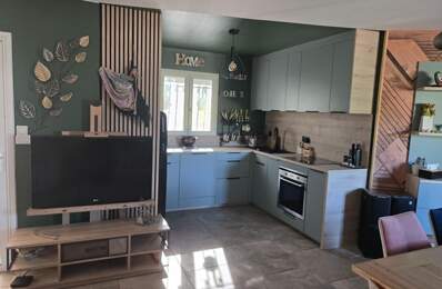 Villa avec piscine, dans un cadre résidentiel prisé — photo du bien