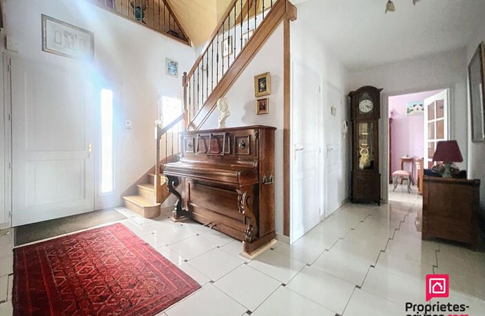 Secteur Mamers, villa contemporaine de 230 m2 avec piscine — photo 2