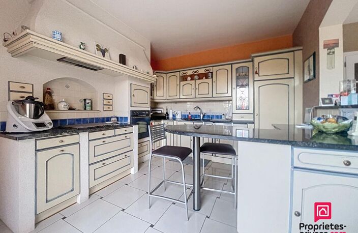 Secteur Mamers, villa contemporaine de 230 m2 avec piscine — photo 5