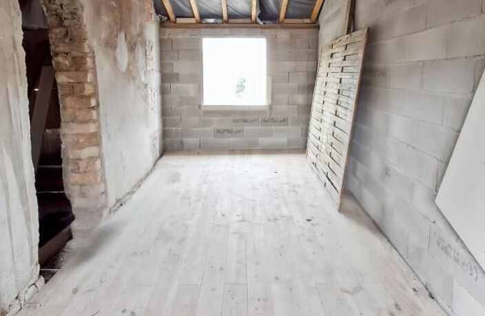 Bâtiment de caractère à aménager ? 130 m² ? Terrain 195 m² — photo 4
