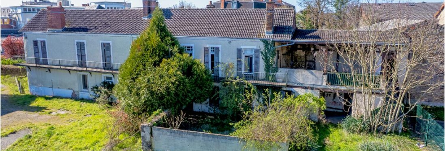 Immeuble  240 m² à vendre à Vierzon (18100)