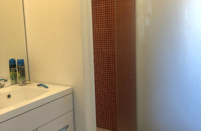 Appartement Saint Brevin Les Pins 1 pièce(s) 31,7 m2 Plein centre — photo 4