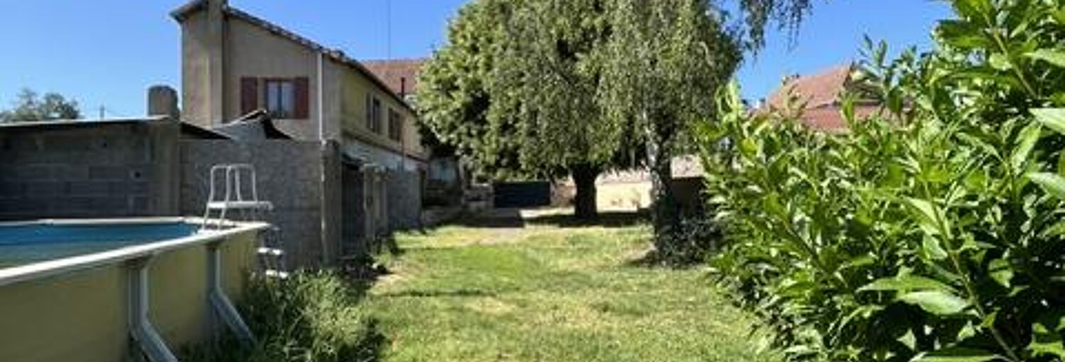 Maison 8 Pièces 240 m² à vendre à Fleury-la-Montagne (71340)