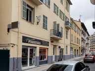 STUDIO NICE CENTRE. DERNIER ETAGE. — photo 4