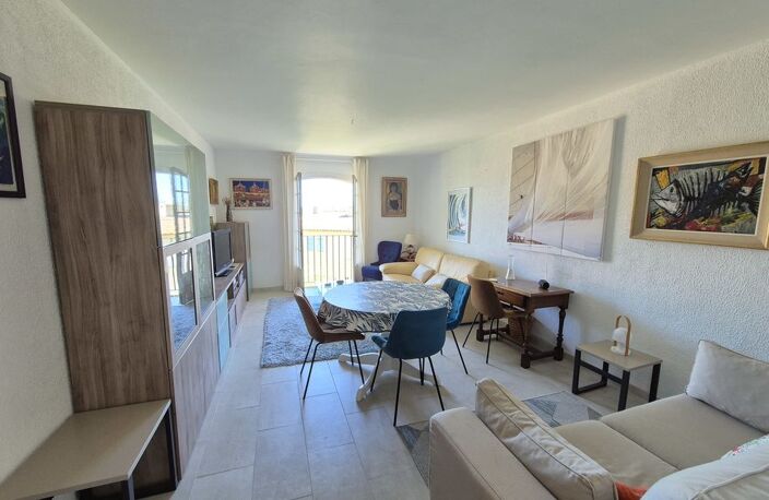 APPARTEMENT T2 GRIMAUD — photo 2
