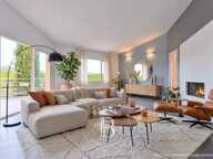 Vourles - Secteur résidentiel - Maison familiale de 325 m² - Terrain avec piscine de 1716 m² - 5 chambres — photo 3