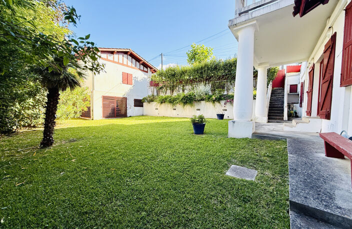 Saint-Jean-de-Luz   Maison de caractère au coeur d'Aice Errot — photo 2