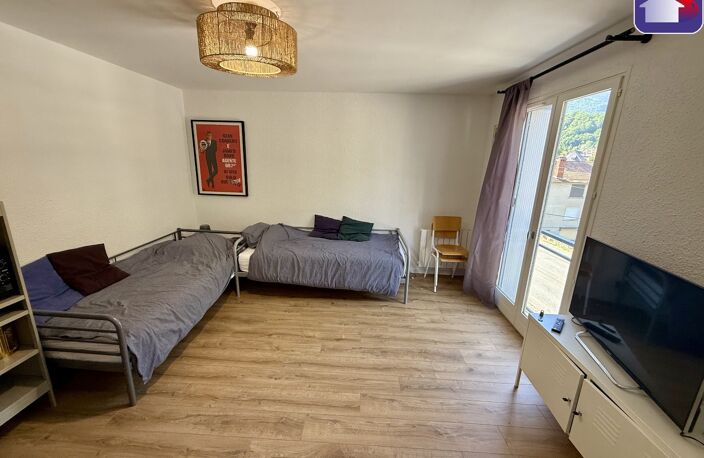 Vente appartement 1 pièce 30 m² Ax-les-Thermes (09110) — photo 2