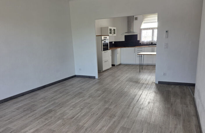maison de village rénovée 85 m2   3 chambres   Générac — photo 4