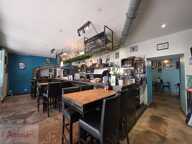Restaurant — photo 2