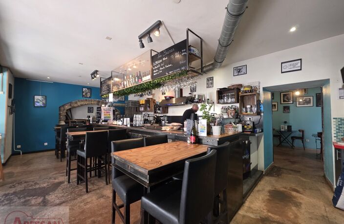 Restaurant — photo 2