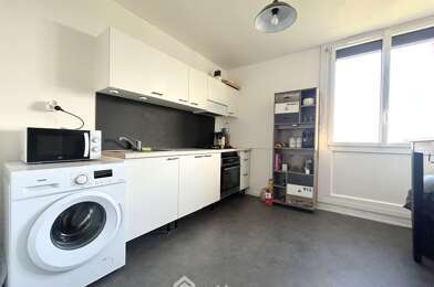 Appartement 3 pièces 115800 €