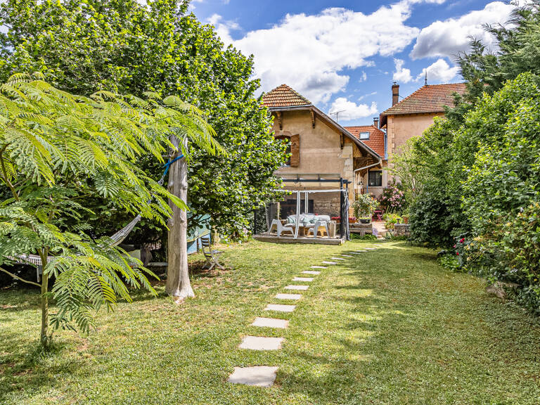 Charmante maison en pierre avec jardin, piscine et dépendanc — photo 1