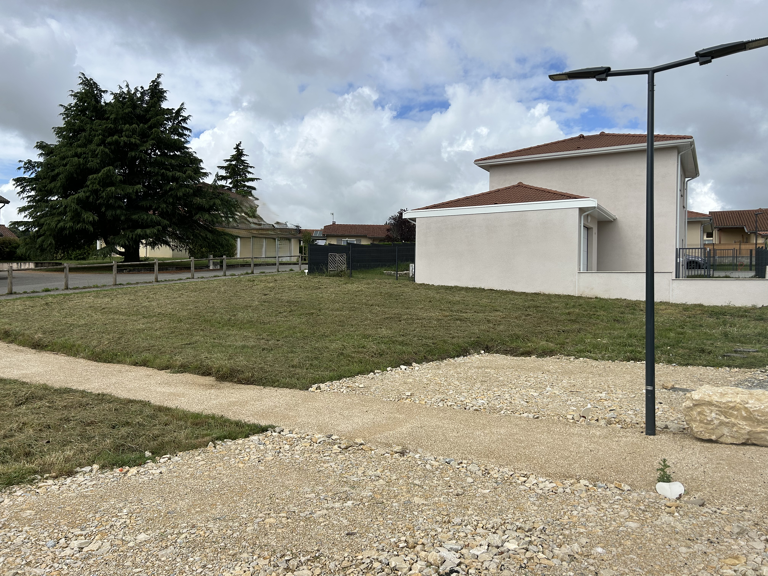Terrain à construire  313 m²  — photo 1