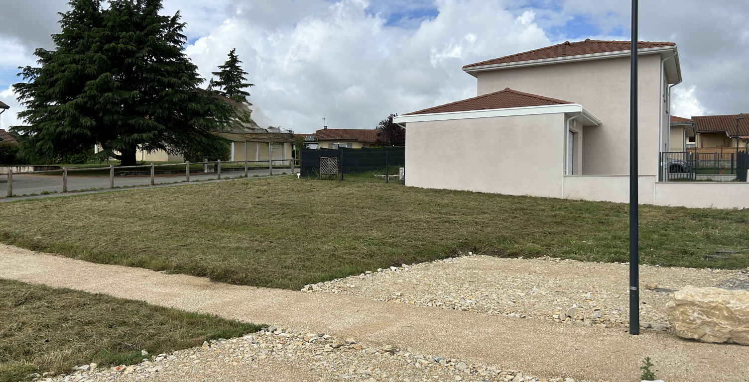 Vente terrain  313 m² Roche (38090) — photo 1